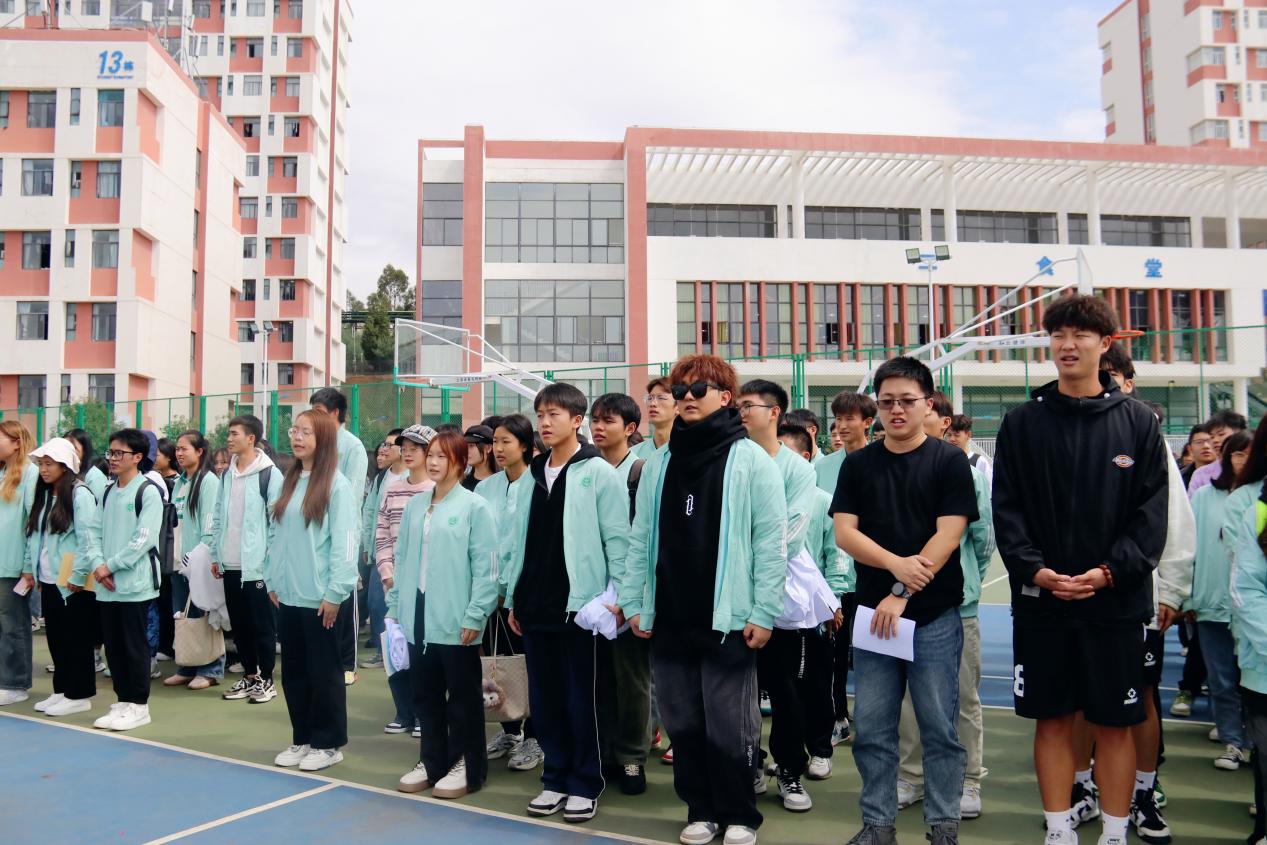 6c754346c0a3c39e369601b4b79e306